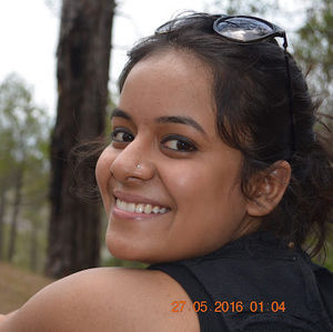Meet your Posher, Ayushi